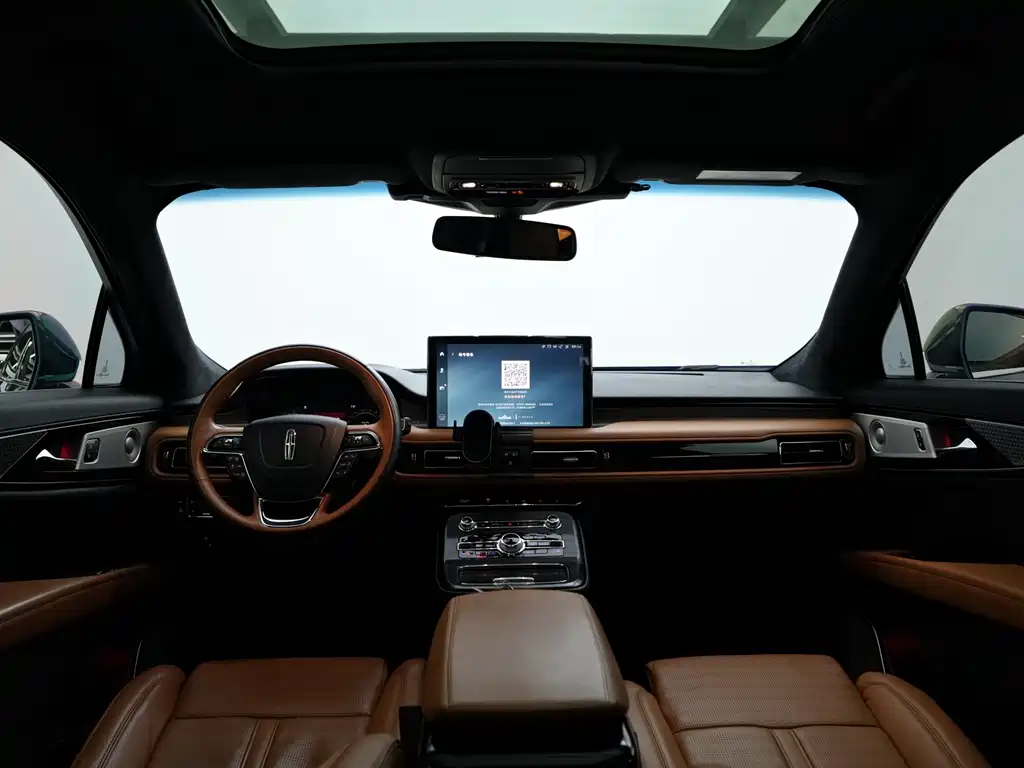 Voyager 2021 2.7T 4WD Presidential Edition купить на сайте DeffCars