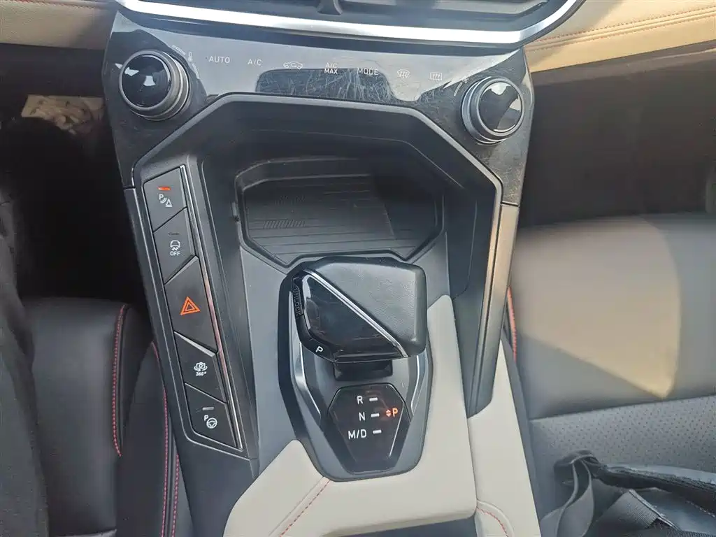 Lynk & Co 06 2020 1.5T Yao Halo купить на сайте DeffCars