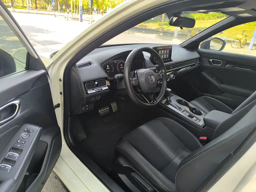Civic 2023 HATCHBACK 240TURBO CVT Extreme Edition купить на сайте DeffCars