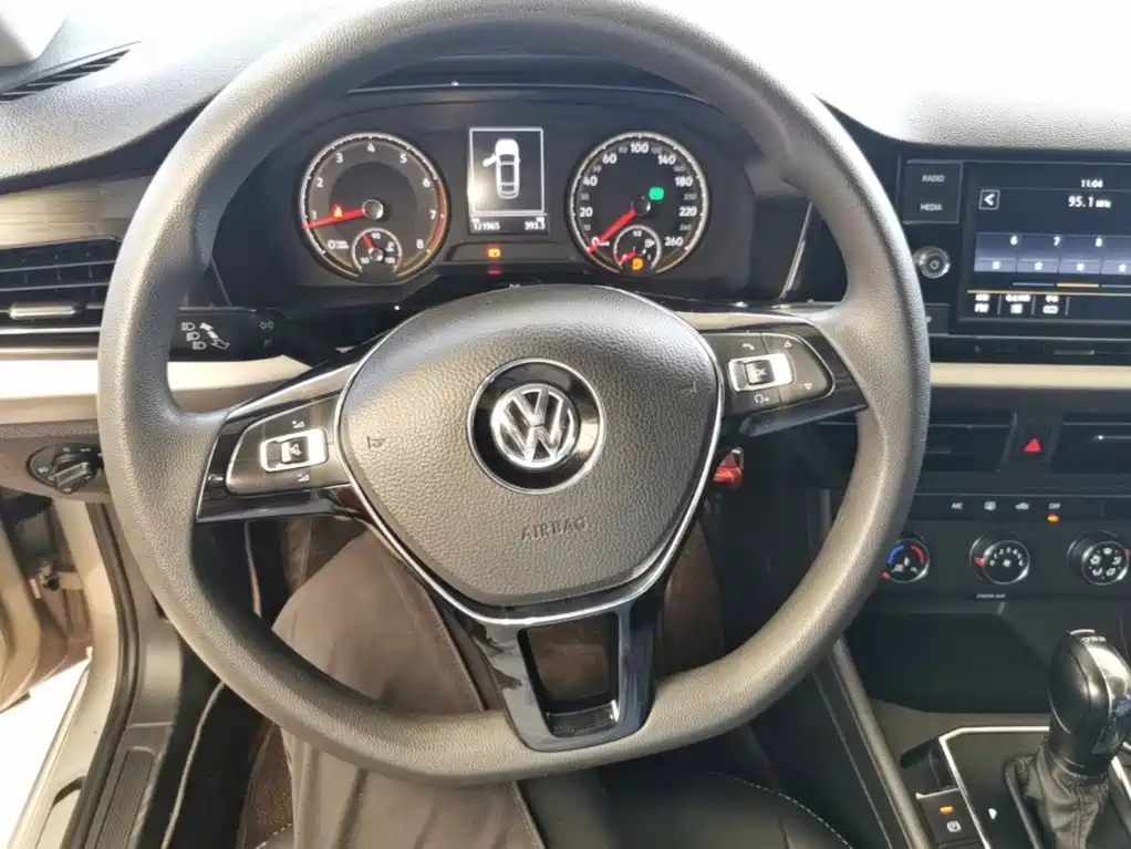 Lavida 2018 280TSI DSG Comfort Edition National V купить на сайте DeffCars
