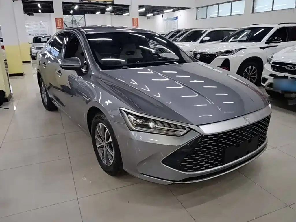 Qin PLUS 2024 Honor Edition DM-i 55KM Leading Model купить на сайте DeffCars