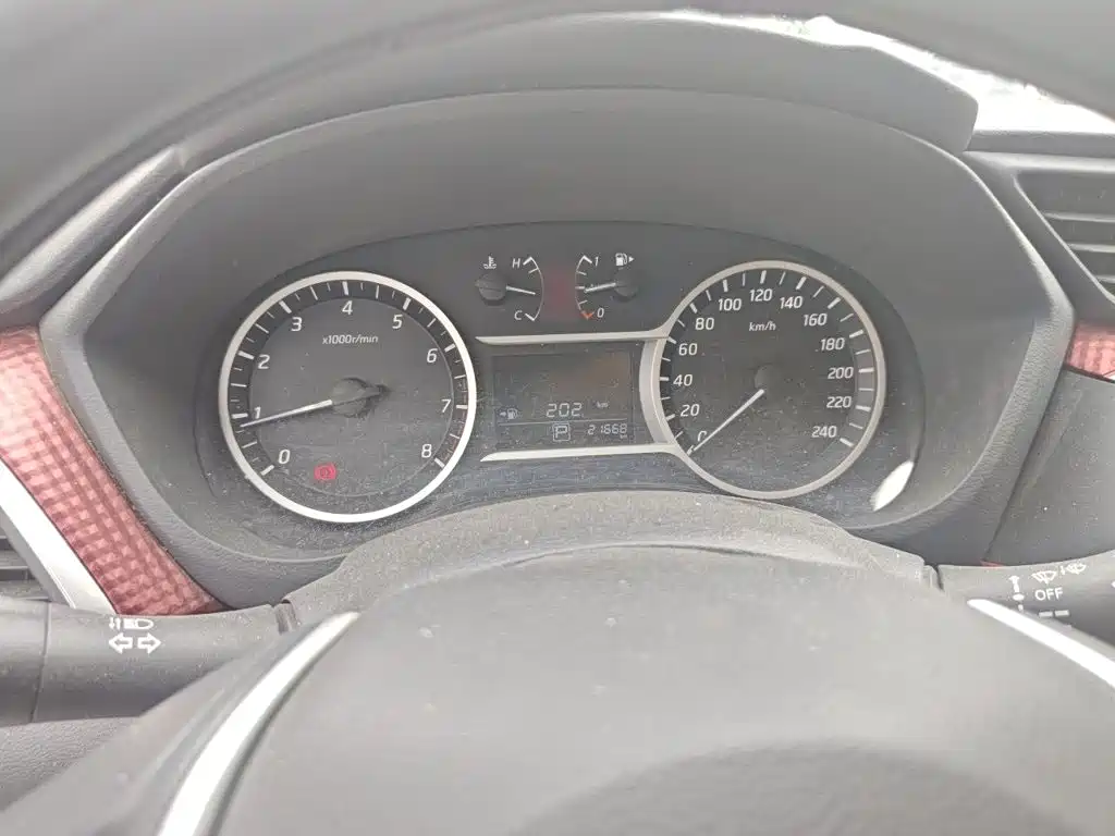 Bluebird 2020 1.6L CVT cool version купить на сайте DeffCars