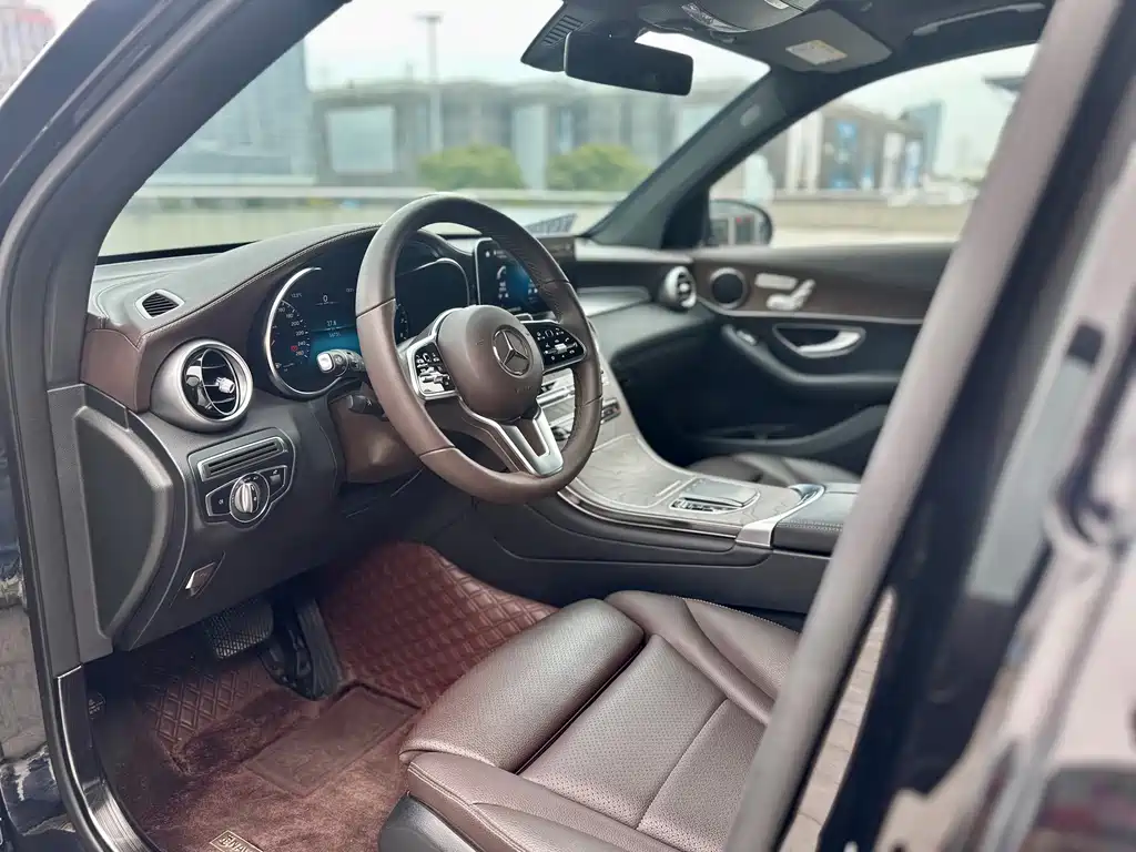 Mercedes-Benz GLC 2022 facelift GLC 300 L 4MATIC Dynamic Edition купить на сайте DeffCars