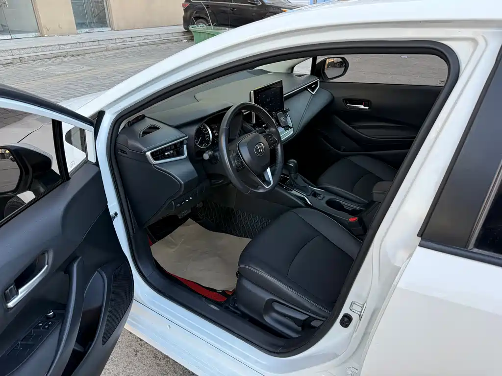 Corolla 2021 1.2T S-CVT Deluxe Edition купить на сайте DeffCars