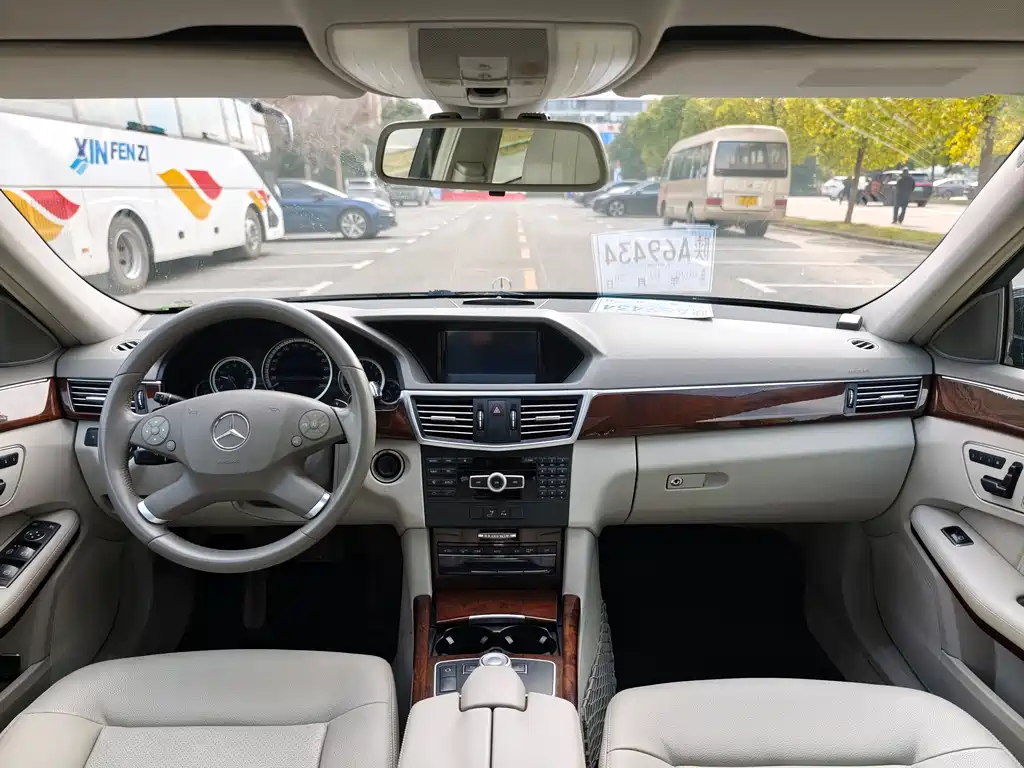 Mercedes-Benz E-Class 2012 E 200 L CGI Elegant купить на сайте DeffCars