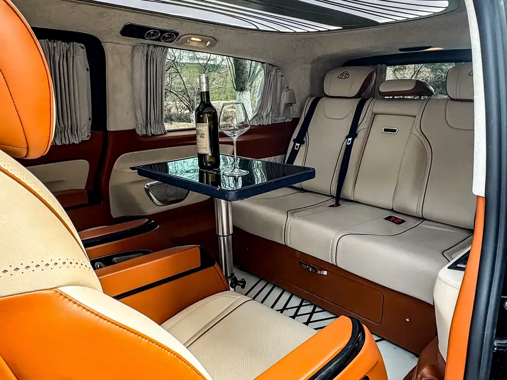 Vito 2023 2.0T Business Edition 7 seats купить на сайте DeffCars