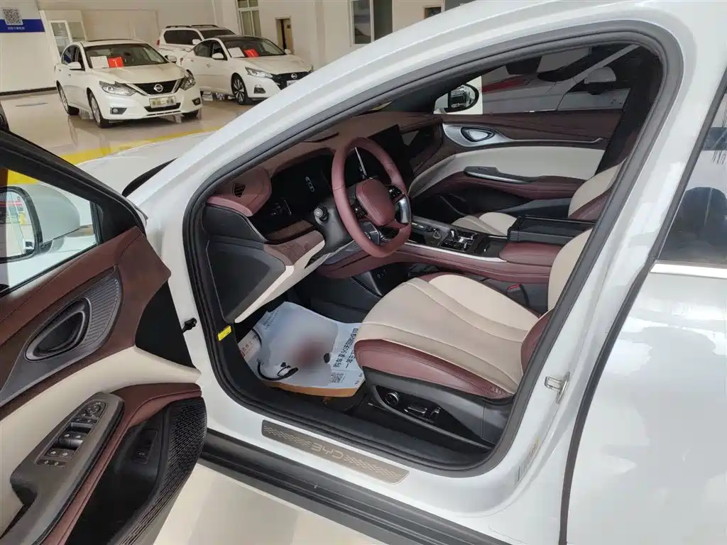 Seal 2023 DM-i 1.5L 121km premium model купить на сайте DeffCars