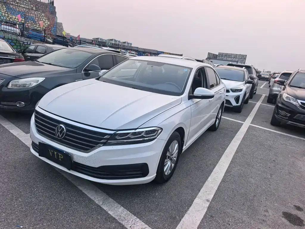 Lavida 2021 1.5L automatic fashion version купить на сайте DeffCars