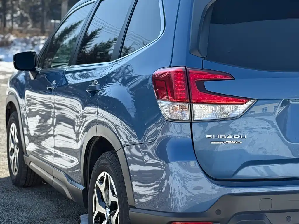 Forester 2022 2.0i AWD Deluxe Edition купить на сайте DeffCars