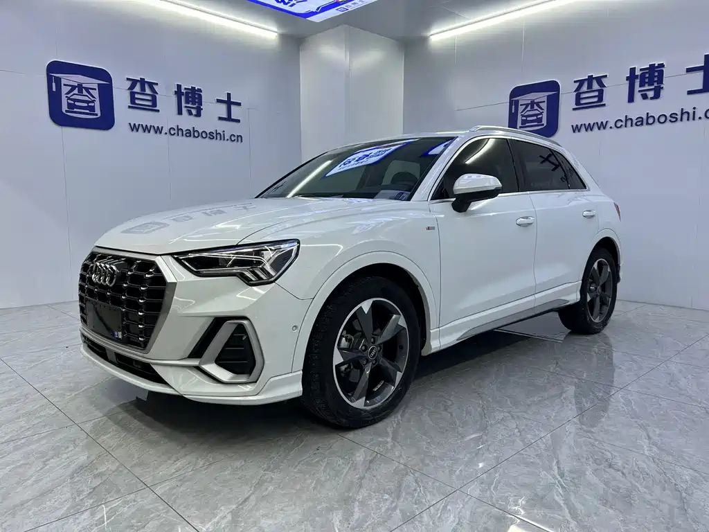 Audi Q3 2023 35 TFSI Fashionable and Dynamic (1.4T) купить на сайте DeffCars