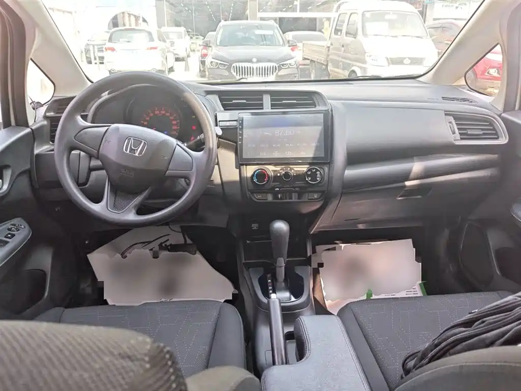 Fit 2018 1.5L CVT Comfort Sunroof Edition купить на сайте DeffCars