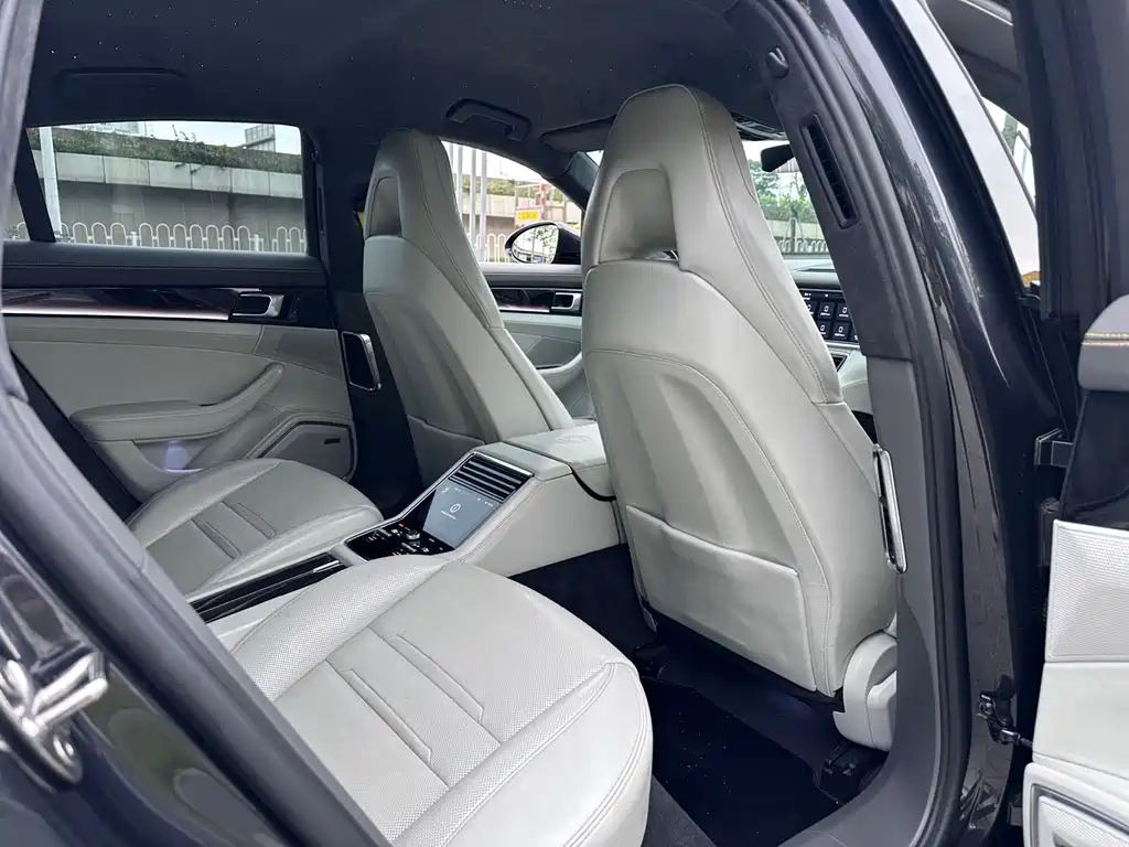Panamera 2019 Panamera 2.9T купить на сайте DeffCars