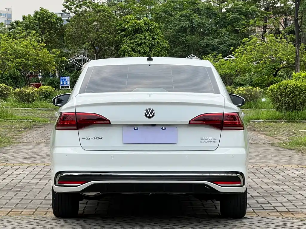 Bora 2023 200TSI DSG Yuexing Edition купить на сайте DeffCars