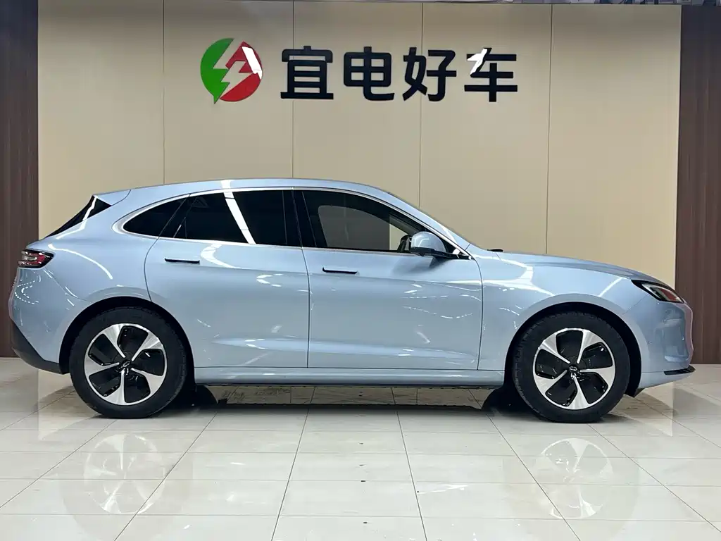 Wenjie M5 2022 pure electric rear drive standard version купить на сайте DeffCars