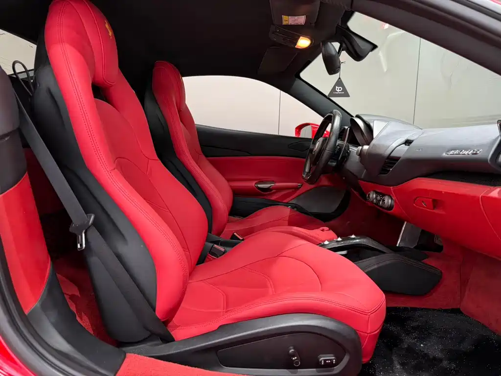 Ferrari 488 2015 GTB купить на сайте DeffCars