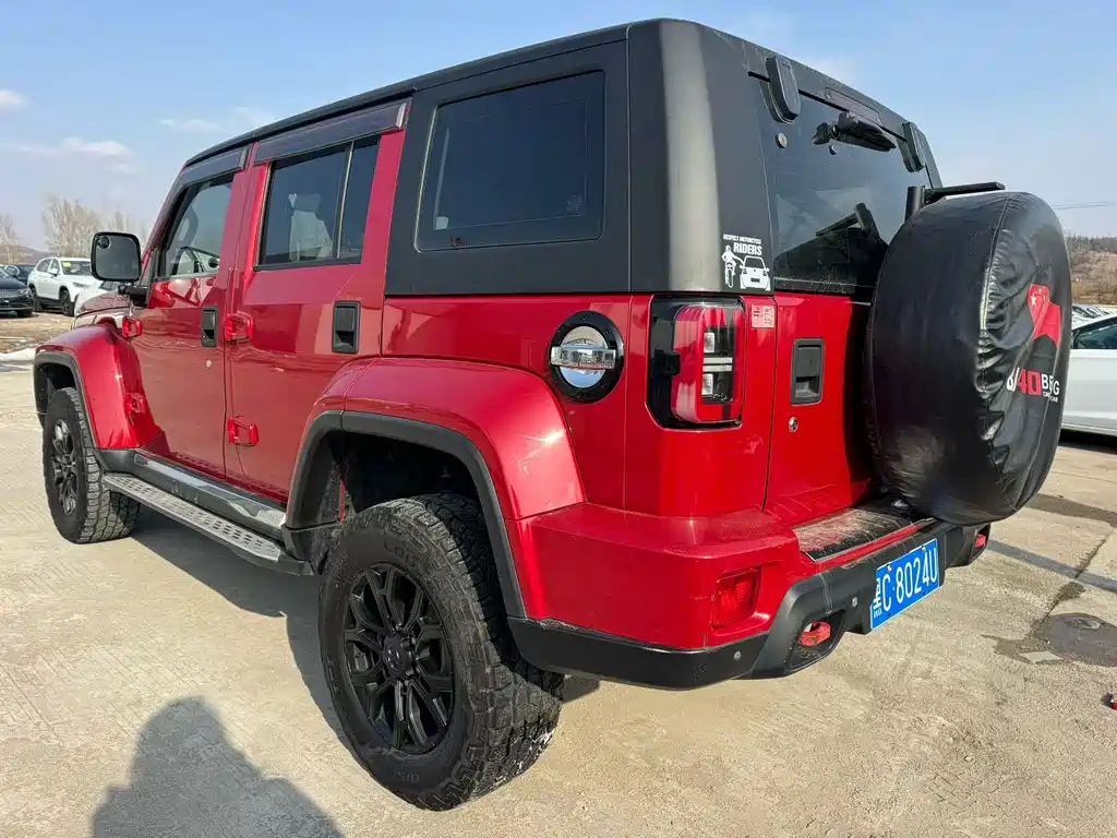 Beijing Off-Road BJ40 2019 2.0T Automatic 4WD City Hunter Edition Exclusive Model National V купить на сайте DeffCars