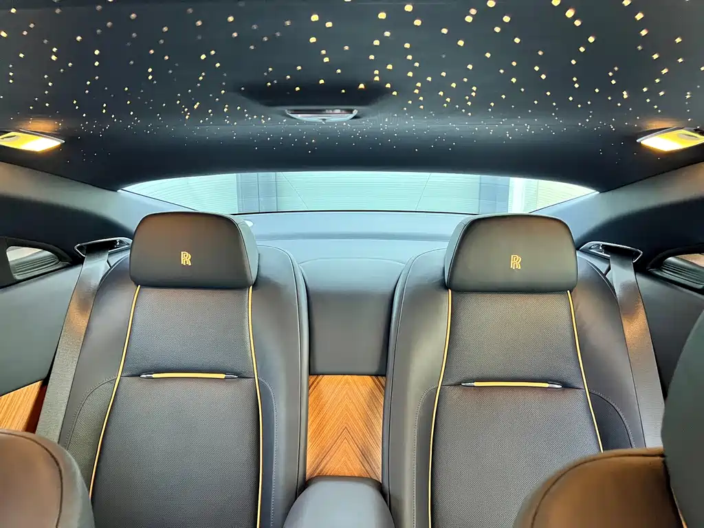 Phantom 2013 6.6T standard model купить на сайте DeffCars