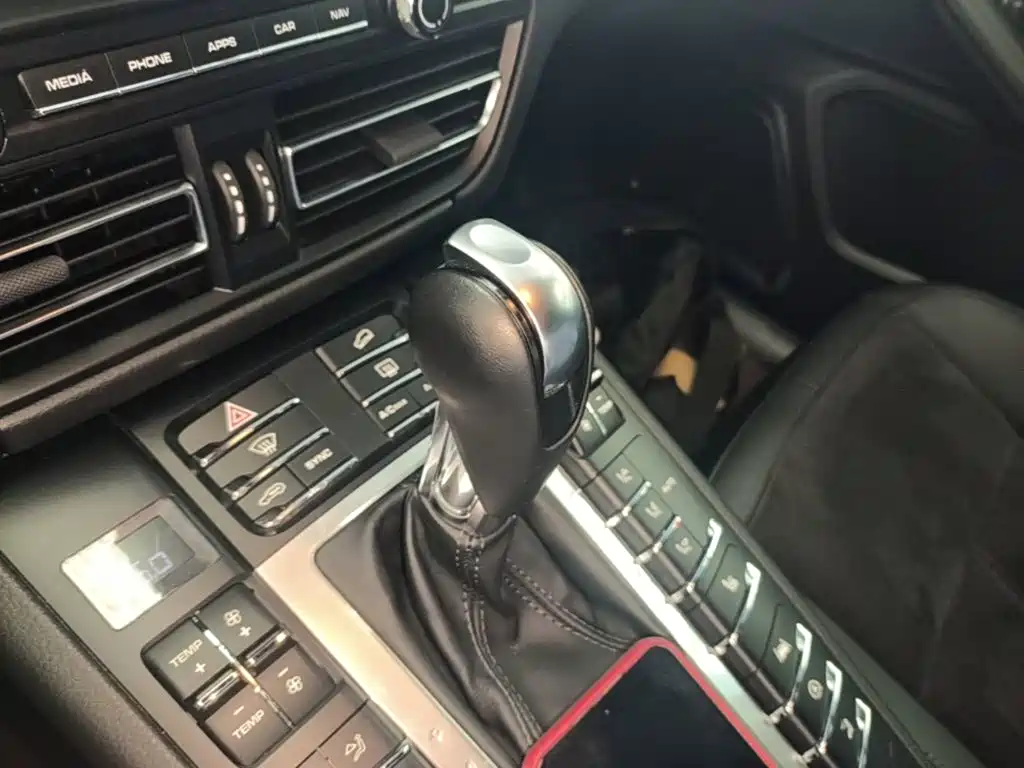 Macan 2021 Macan 2.0T купить на сайте DeffCars