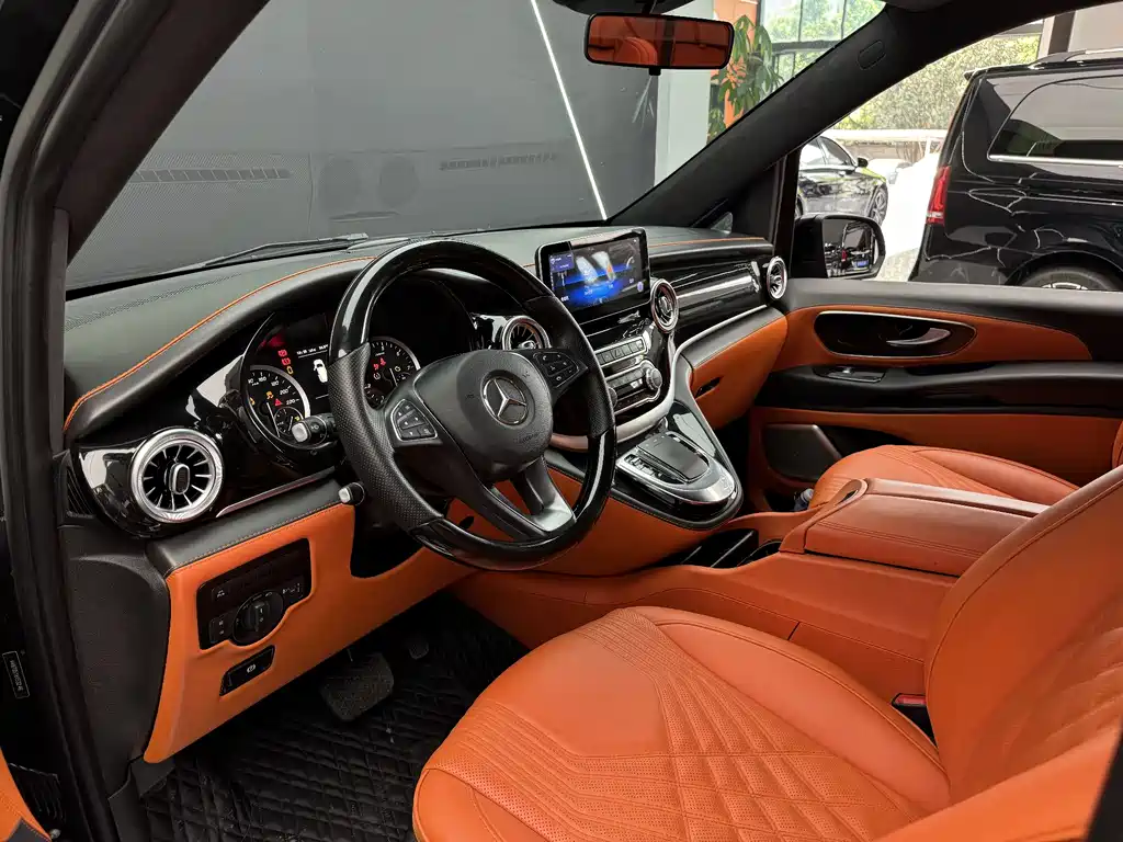 Vito 2021 2.0T Business Edition 7 seats купить на сайте DeffCars