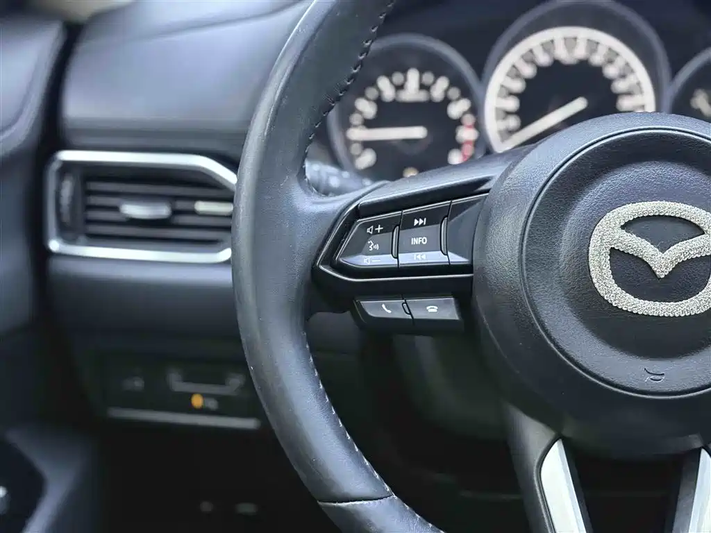 Mazda CX-5 2017 2.0L automatic two-wheel drive smart model, National VI купить на сайте DeffCars
