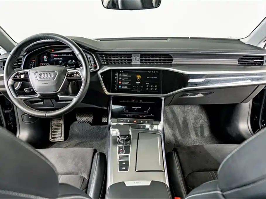Audi A7L 2024 45TFSI S-line Dream Building Liquid Crystal Package купить на сайте DeffCars