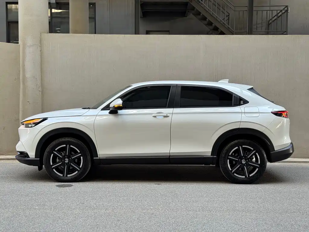 Binzhi 2023 1.5L CVT Elite Edition купить на сайте DeffCars