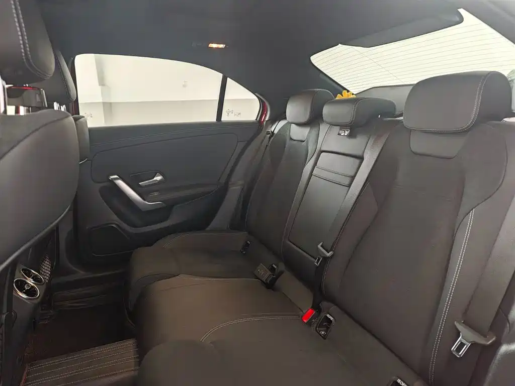 Mercedes-Benz A-Class 2022 A 200 L Sports Sedan Fashionable купить на сайте DeffCars