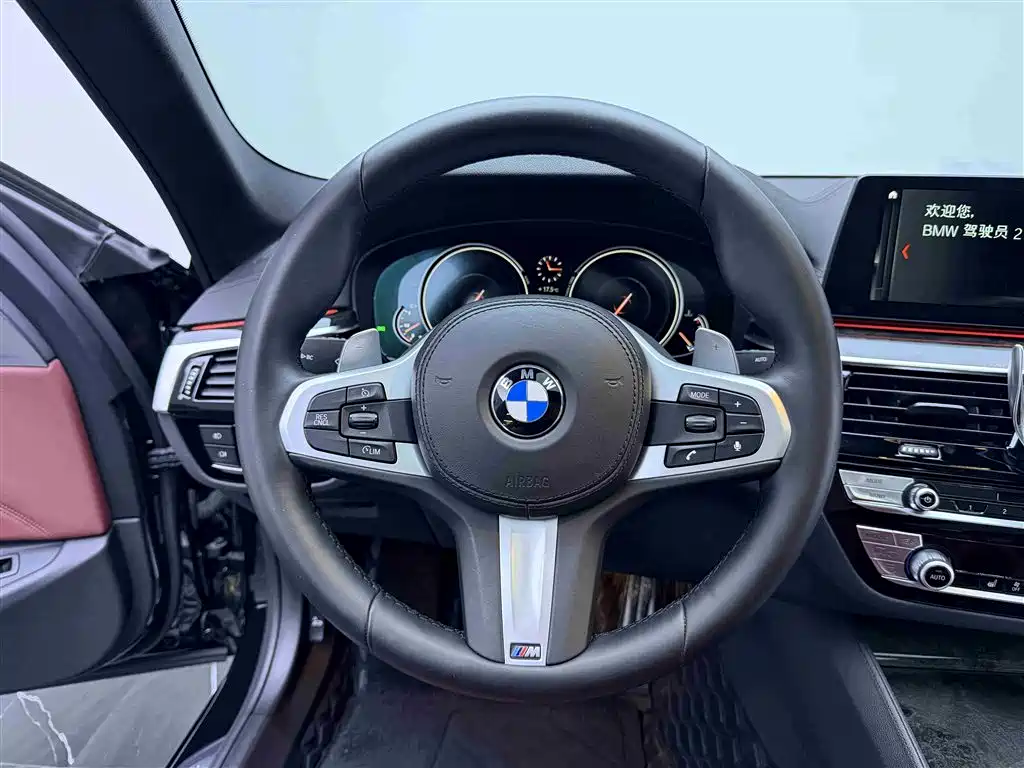 BMW 5 Series 2018 facelift 530Li xDrive M Sports Package купить на сайте DeffCars