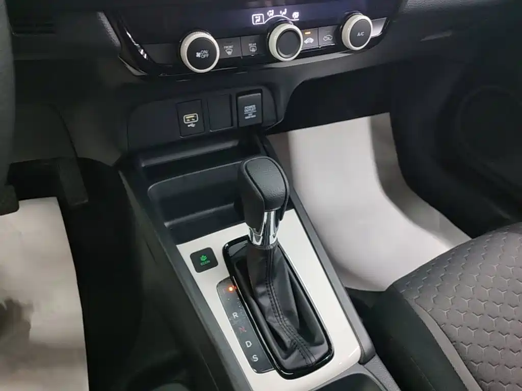 Fit 2023 1.5L CVT trendy version купить на сайте DeffCars