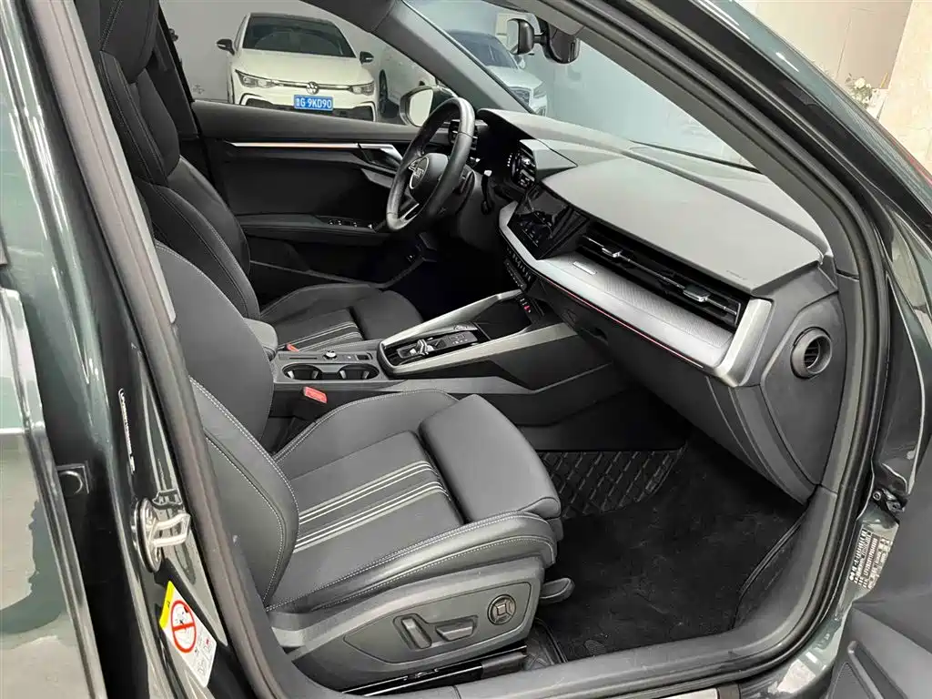 Audi A3 2023 facelift Sportback 35 TFSI stylish and sporty купить на сайте DeffCars