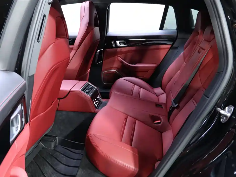 Panamera New Energy 2023 Panamera 4 E-Hybrid Sport Turism купить на сайте DeffCars