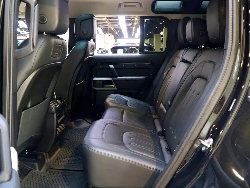 Land Rover Defender 2021 110 P400 X-DYNAMIC HSE купить на сайте DeffCars