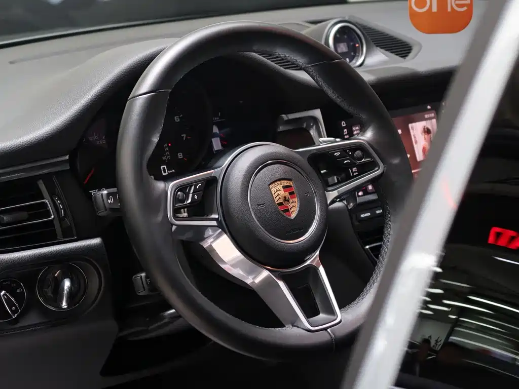 Macan 2020 Macan 2.0T купить на сайте DeffCars