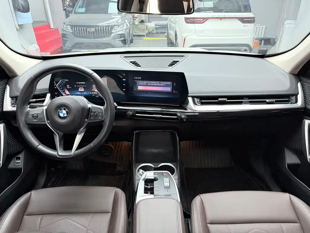 BMW X1 2023 sDrive20Li X Design Package купить на сайте DeffCars