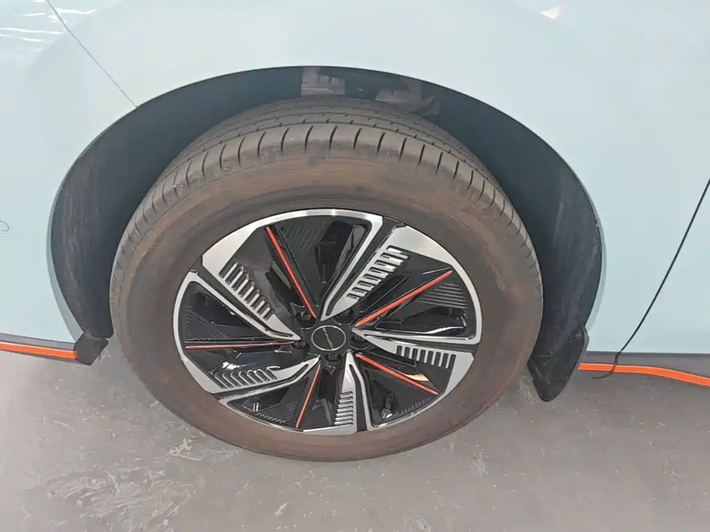 Forthing Thunder 2023 Model 630 Ultra купить на сайте DeffCars