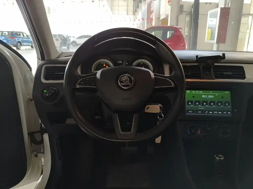 Xindong 2019 facelift 1.5L automatic comfort version National V купить на сайте DeffCars