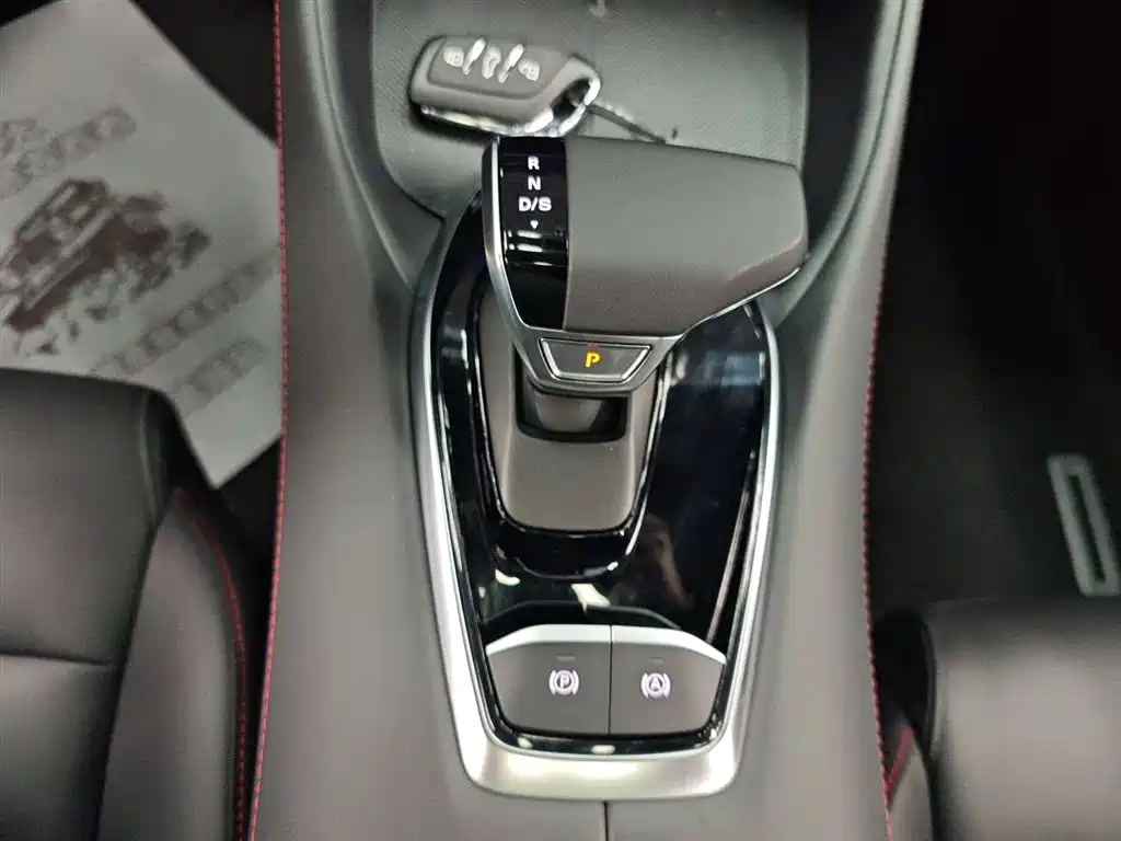 MG5 2025 300TGI Global Flagship Edition купить на сайте DeffCars