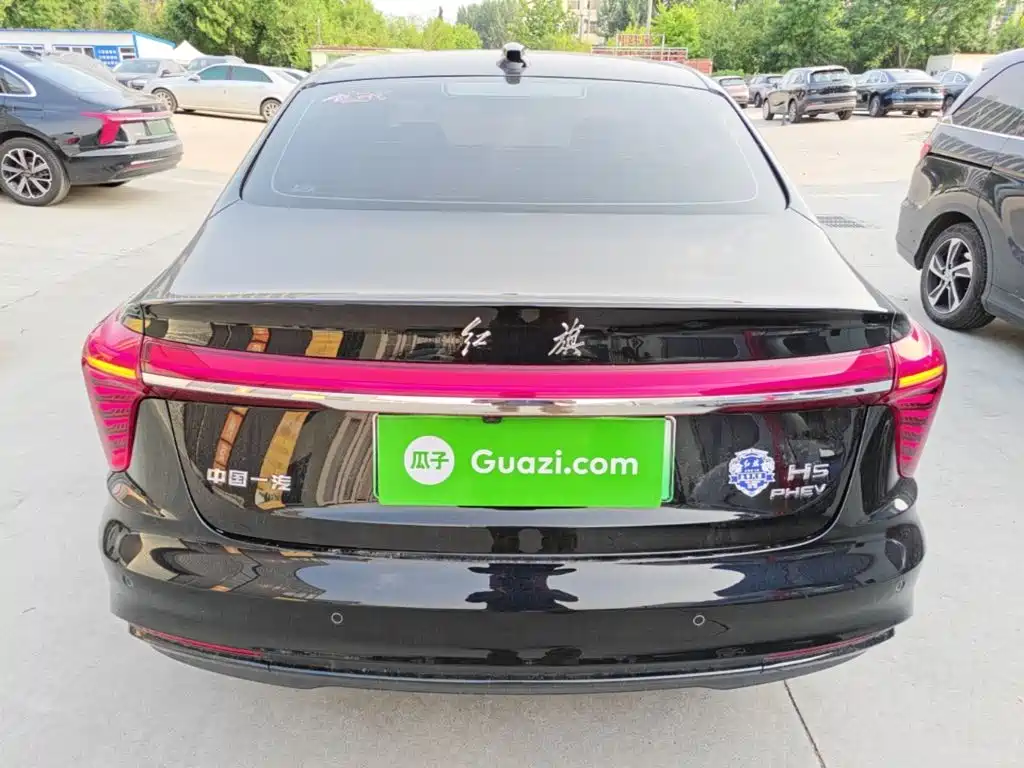 Hongqi H5 PHEV 2025 130 super hybrid version купить на сайте DeffCars