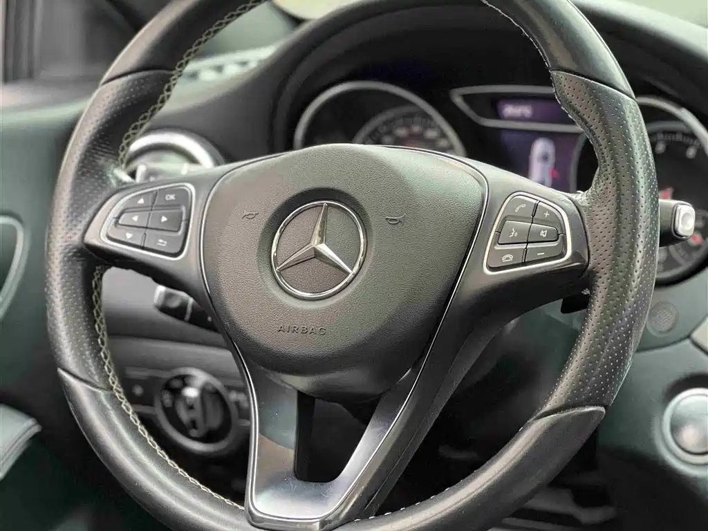 Mercedes-Benz CLA imported 2018 CLA 200 dynamic model купить на сайте DeffCars