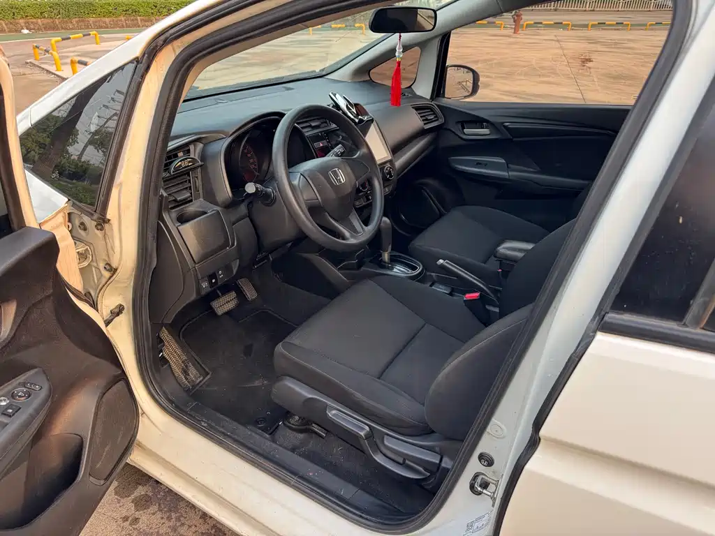 Fit 2018 1.5L CVT Comfort Edition купить на сайте DeffCars