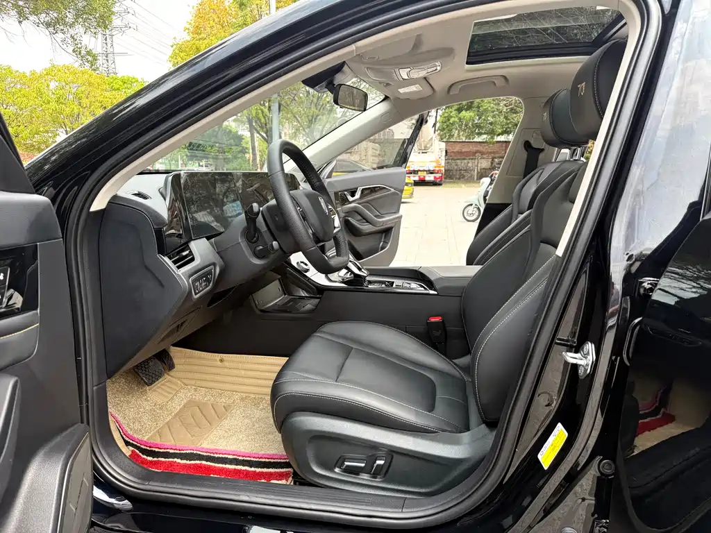 Pentium B70 2023 third generation 1.5T automatic enjoyment model купить на сайте DeffCars