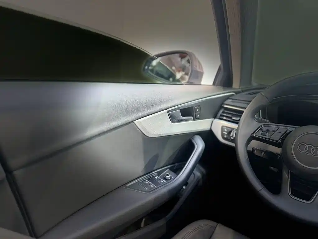 Audi A4 imported 2021 Avant 40 TFSI fashionable and dynamic купить на сайте DeffCars
