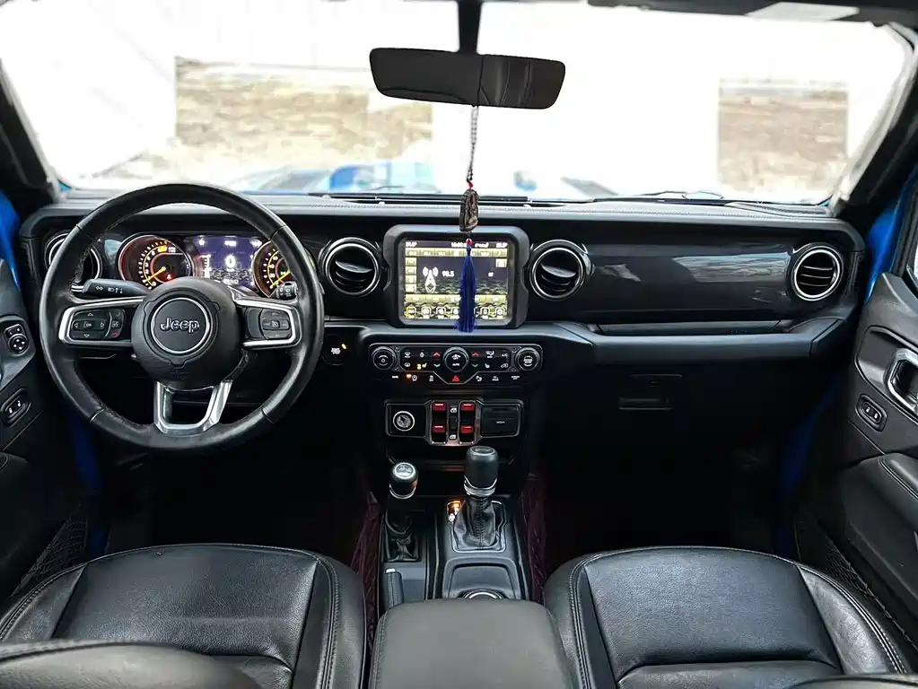 Wrangler 2022 2.0T Highlander Four-Door Edition купить на сайте DeffCars