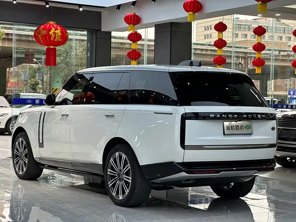 Range Rover 2023 3.0 L6 400PS Seven-seater Extended Edition купить на сайте DeffCars