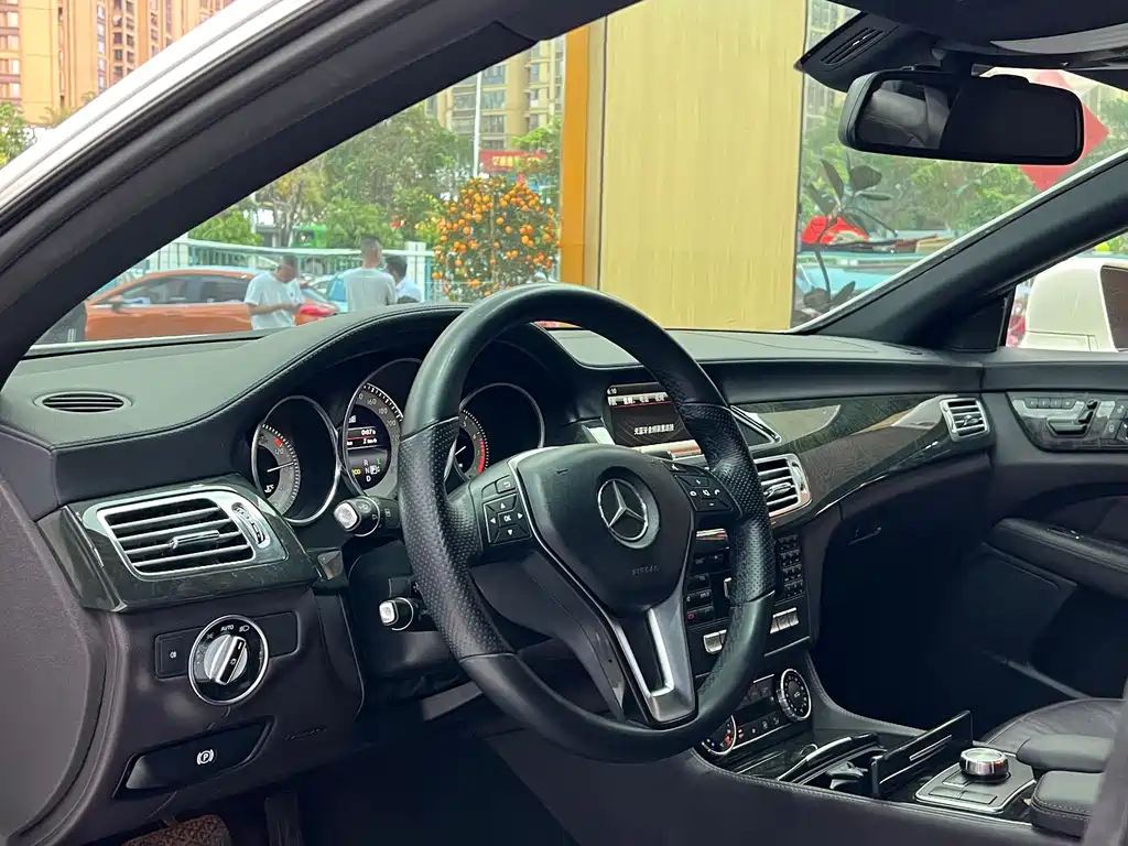 Mercedes-Benz CLS 2012 CLS 300 CGI купить на сайте DeffCars