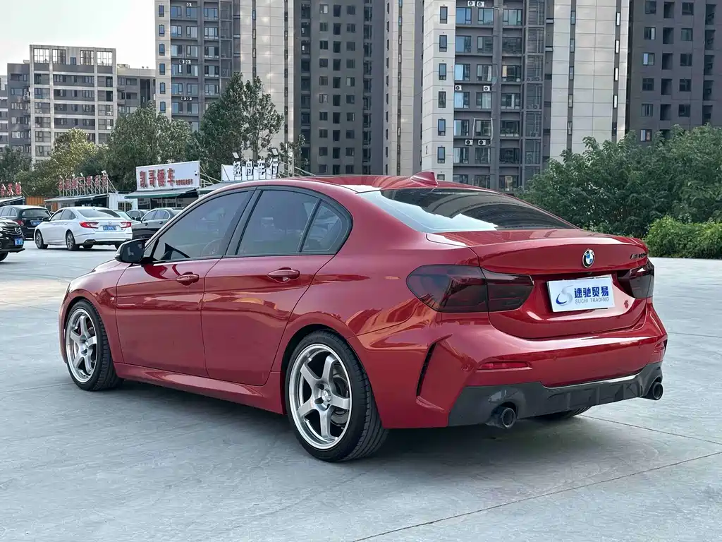 BMW 1 Series 2021 120i M Sports Night Edition купить на сайте DeffCars