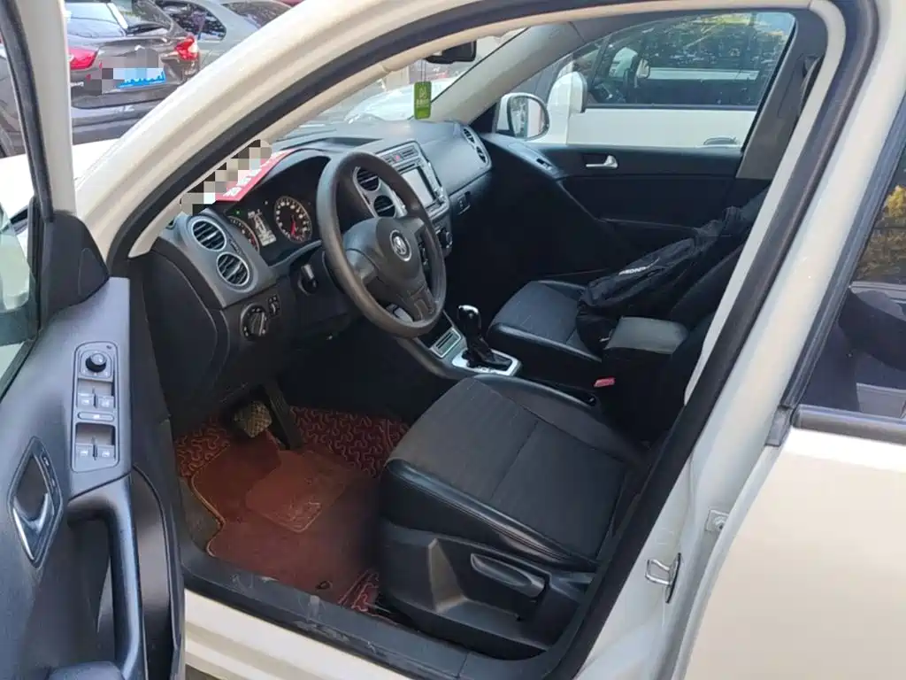 Tiguan 2015 1.8TSI automatic two-wheel drive fashion version купить на сайте DeffCars