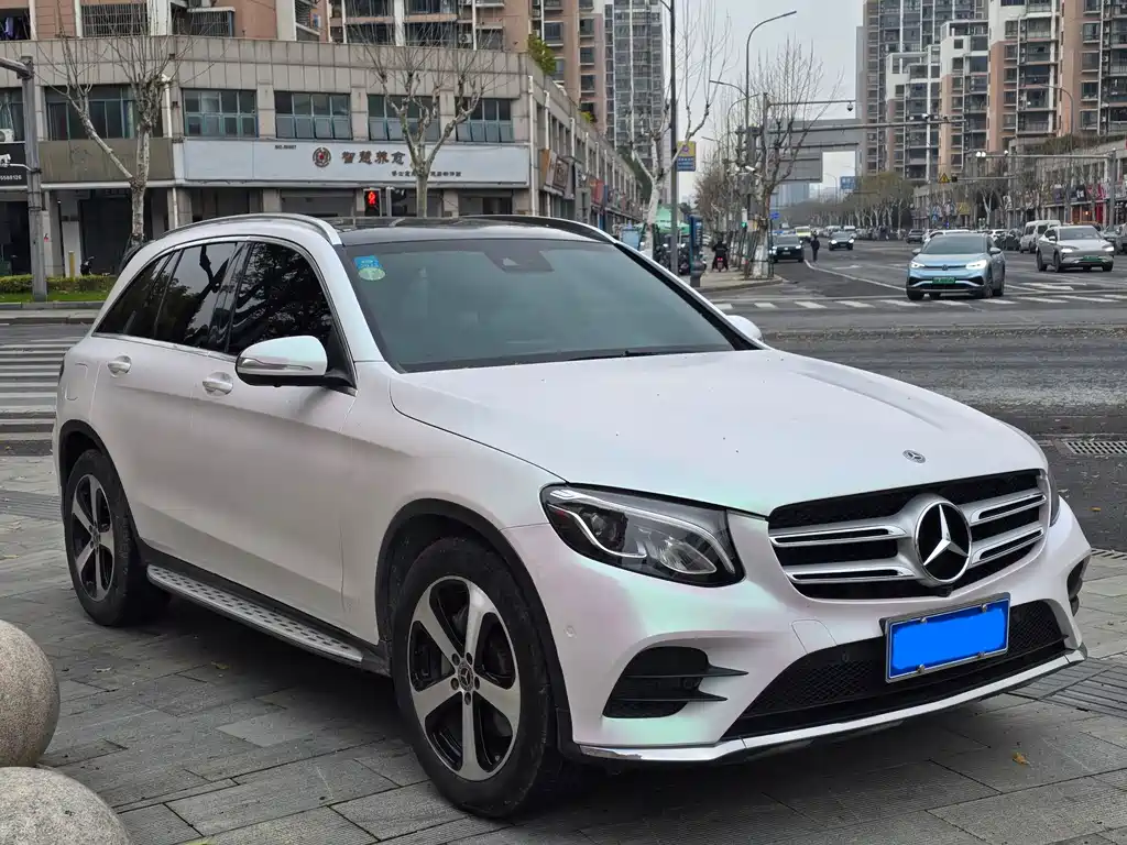 Mercedes-Benz GLC 2018 GLC 260 4MATIC luxury model купить на сайте DeffCars