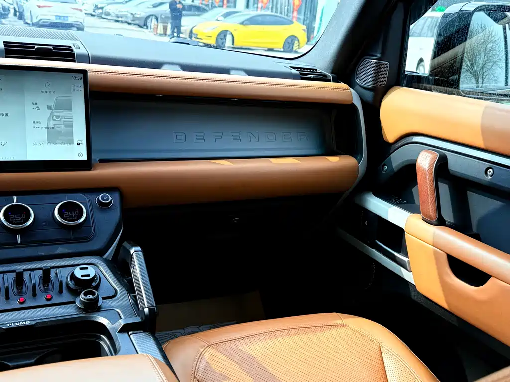 Land Rover Defender 2024 110 3.0T P400 Dark Special Edition купить на сайте DeffCars