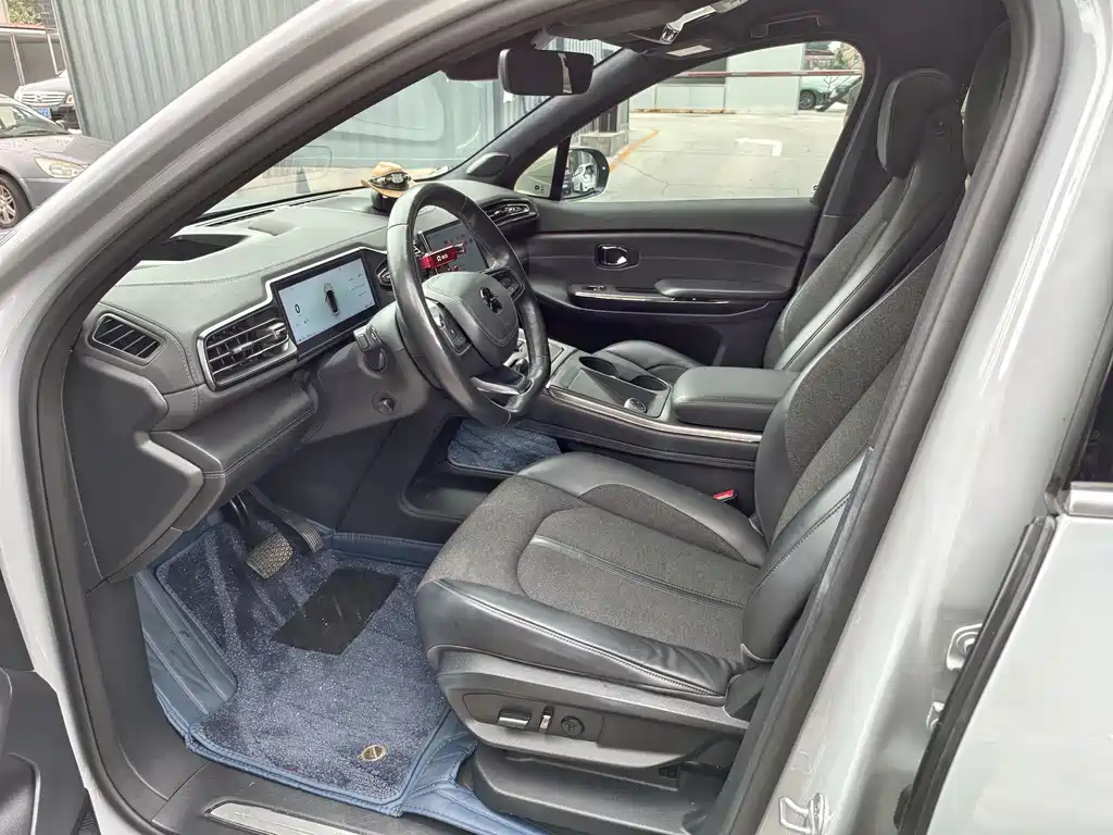 NIO EC6 2020 440KM Signature Edition купить на сайте DeffCars